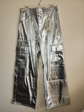 No Boundaries Silver Metallic Elastic Waist Pants